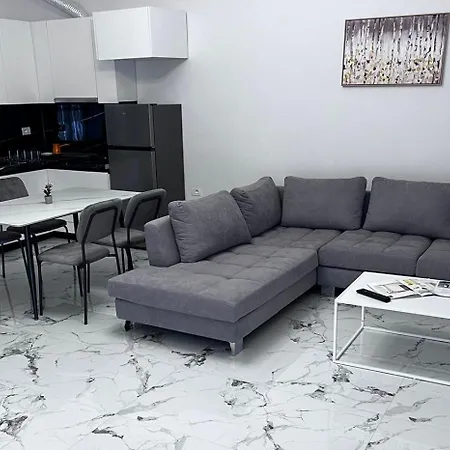 Prime Luxury Apartment